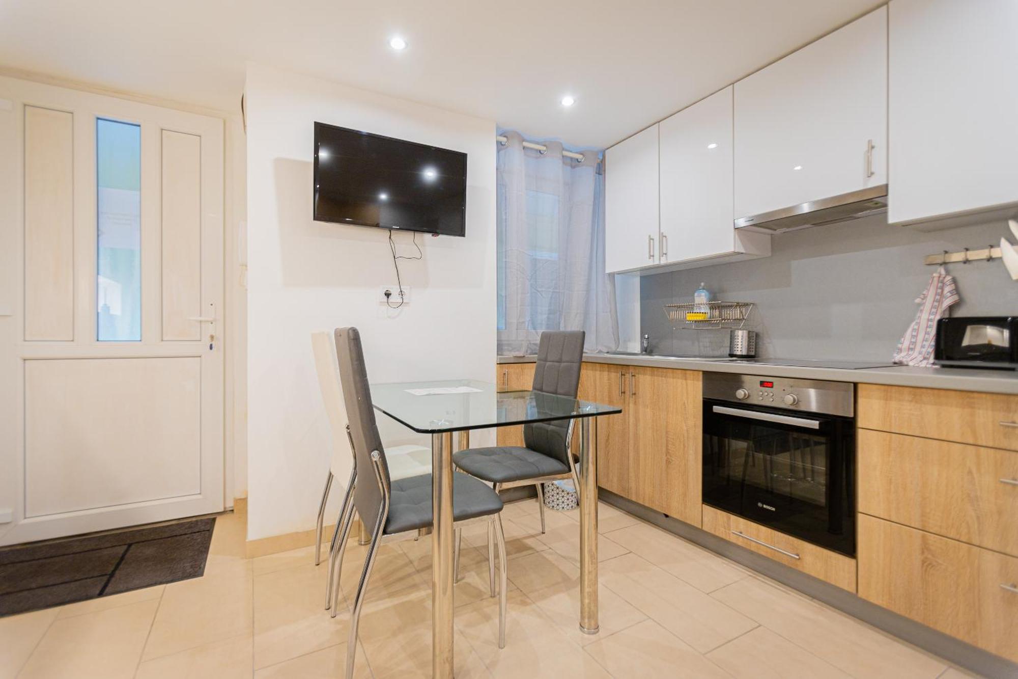 One-bedroom In The Heart Of Budapest, Rakoczi