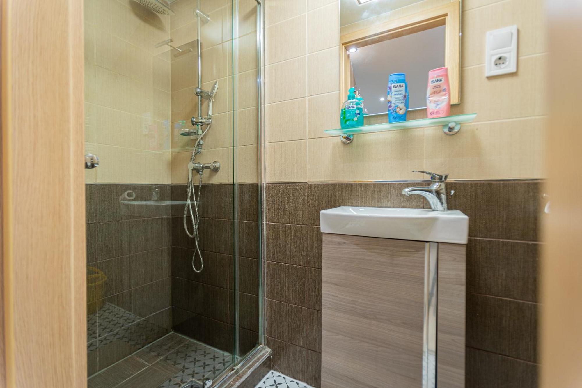 One-bedroom In The Heart Of Budapest, Rakoczi Apartment *