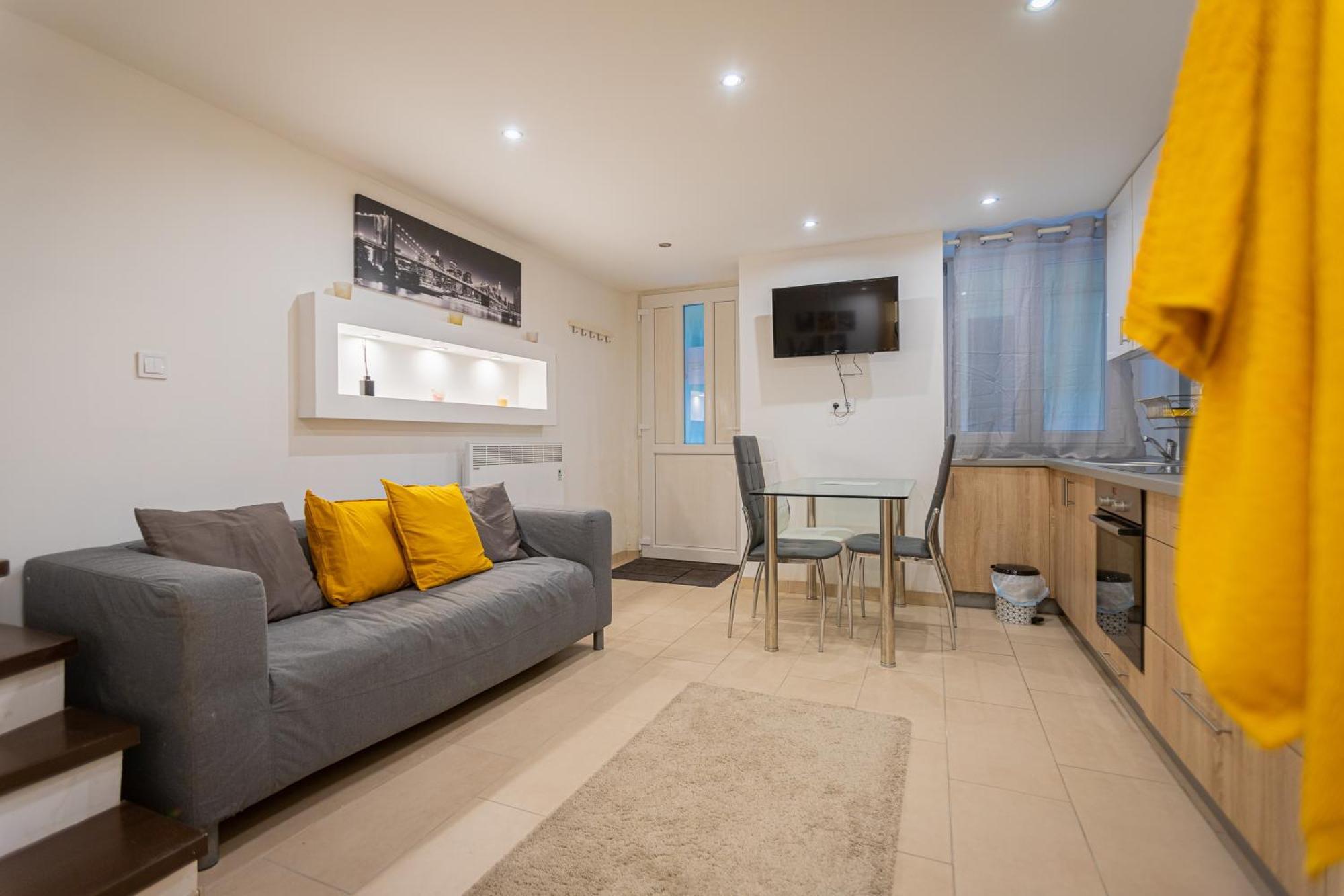 One-bedroom In The Heart Of Budapest, Rakoczi * Budapešť